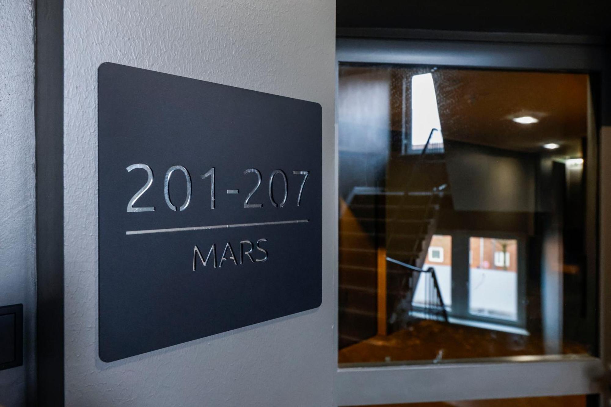 Sleephotels Cosmos Hamburg Dış mekan fotoğraf